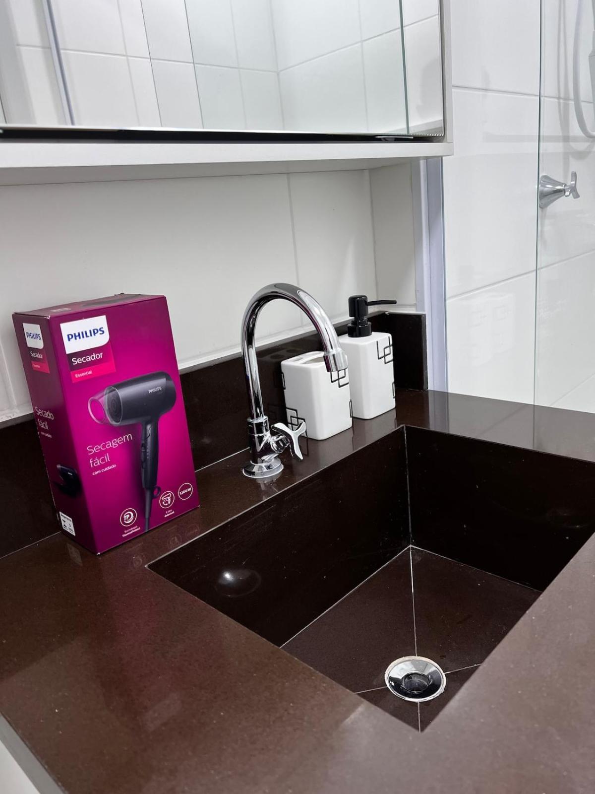 V203 - Raro, Pratico E Confortavel | Mariana Apartamento