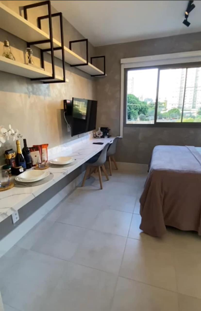 V203 - Raro, Pratico E Confortavel | Mariana São Paulo